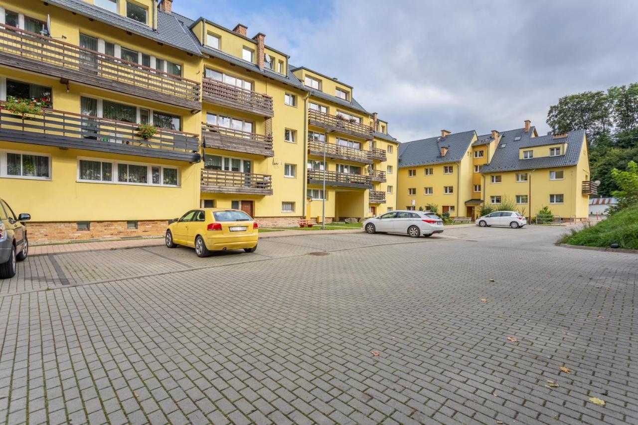 Apart-Invest Apartament Paryski 스클라르스카포렘바 외부 사진
